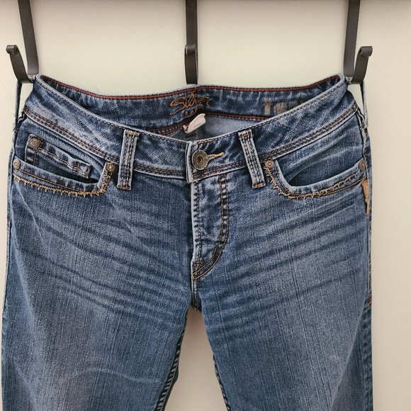 medium wash bootcut Silver jeans - Picture 6 of 8